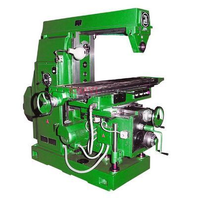 Conventional knee-type milling machine